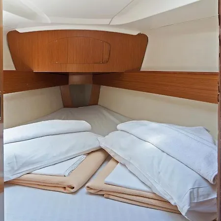 Old Harbor Corfu Yachts Apartment