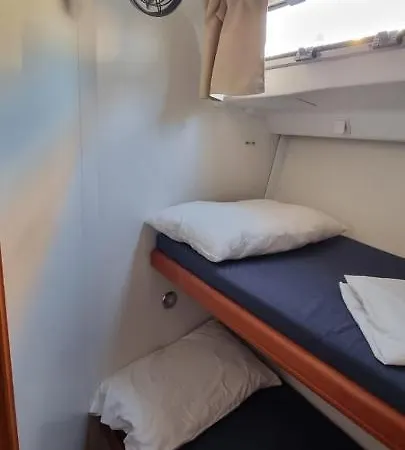 Old Harbor Corfu Yachts * Corfu (city)