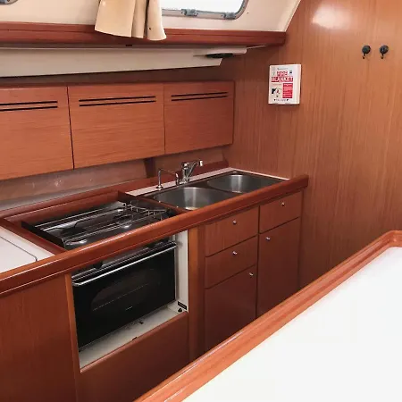 Old Harbor Corfu Yachts * Corfu (city)