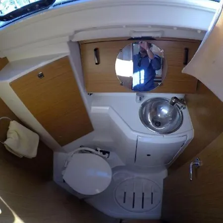 Old Harbor Corfu Yachts Apartment *