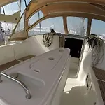 Old Harbor Corfu Yachts דירה