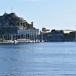 Old Harbor Corfu Yachts דירה